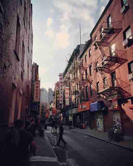 鉴黄师官网平台内控审核协议更新｜平台内容风险提示设计明确尺度边缘区域